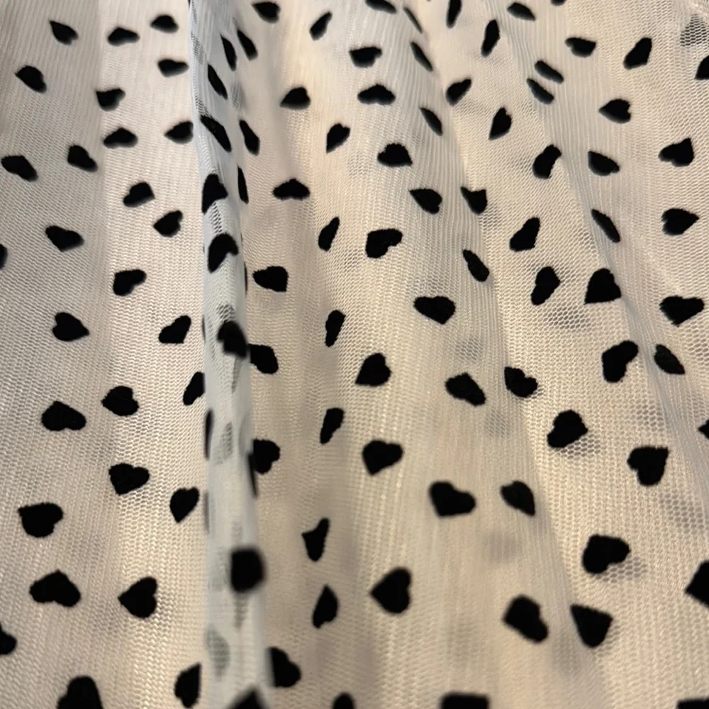 Elegant Black and White Polka Dot Heart Skirt - Picture 2 of 4
